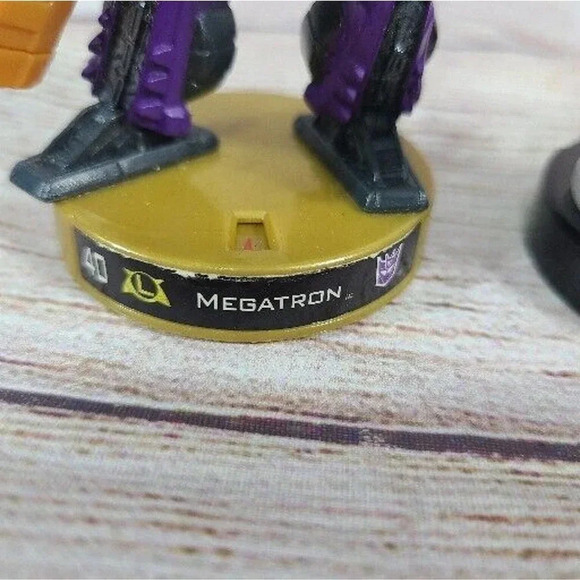 Hasbro Transformer AttackTix TMegatron 40 and Skyblast 30 Figures Toys 3" 2006 - Picture 6 of 8